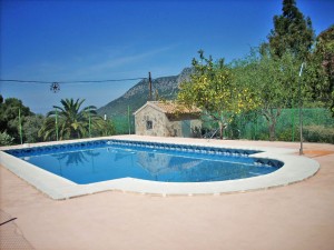 Piscina de la finca.