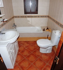 Baño con bañera.